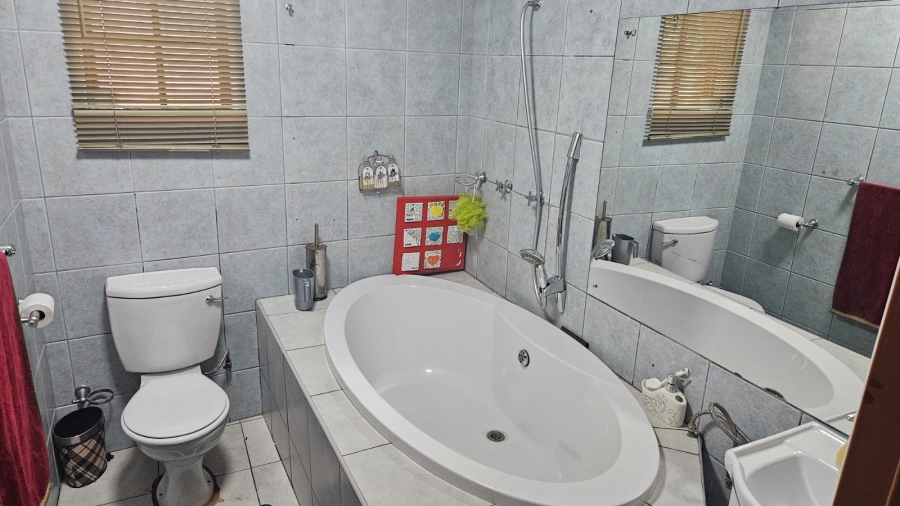 3 Bedroom Property for Sale in Swartruggens North West